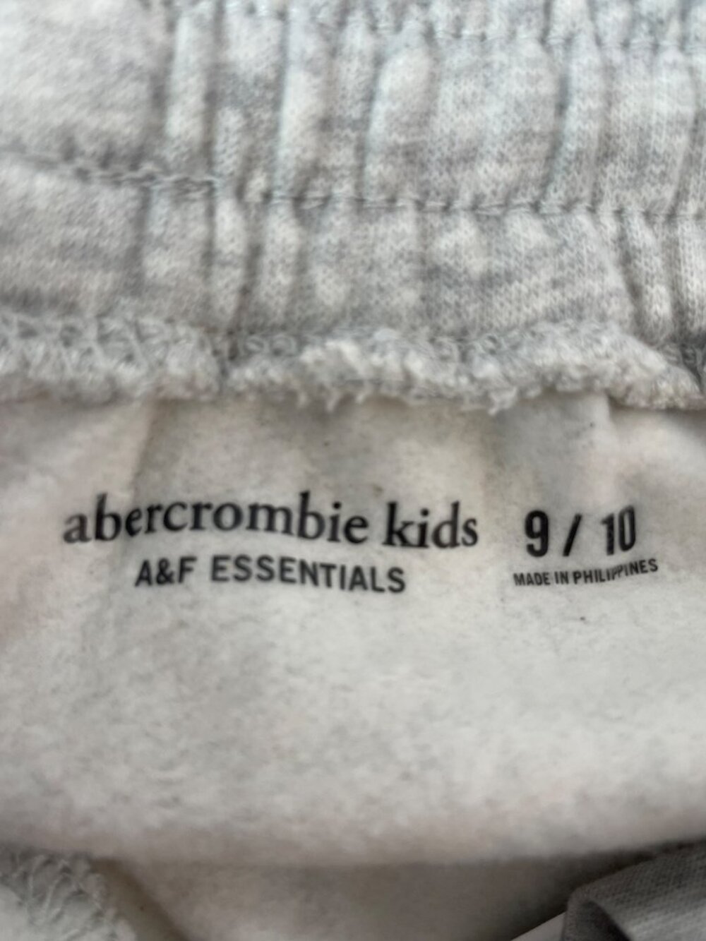 Abercrombie Kids A&F Essentials Grey Fleece Joggers Size 9/10 MSRP$40 NWT - Picture 6 of 7